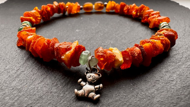 Amberdog® Bernsteinkette mit Jade – Handgefertigtes Unikat für Hunde (25 cm) - TierVita